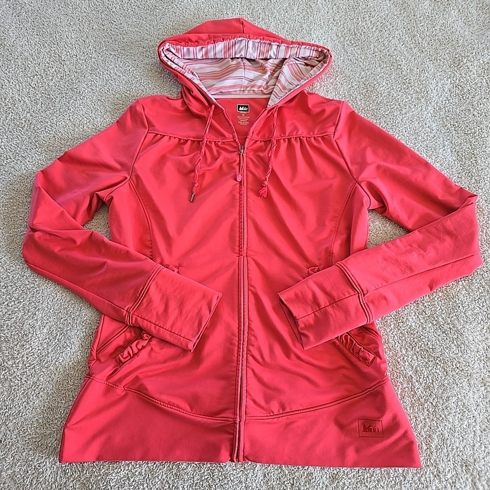 REI Lightweight Full Zip Outdoor Athletic Jacket Hooded Ruffle Accent Coral Sz M